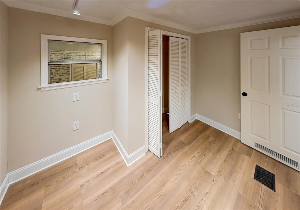 En Venta: $285,000 (5 camas, 2 baños, 1536 Pies cuadrados)