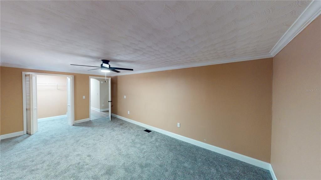 En Venta: $285,000 (5 camas, 2 baños, 1536 Pies cuadrados)