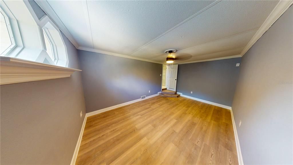 En Venta: $285,000 (5 camas, 2 baños, 1536 Pies cuadrados)