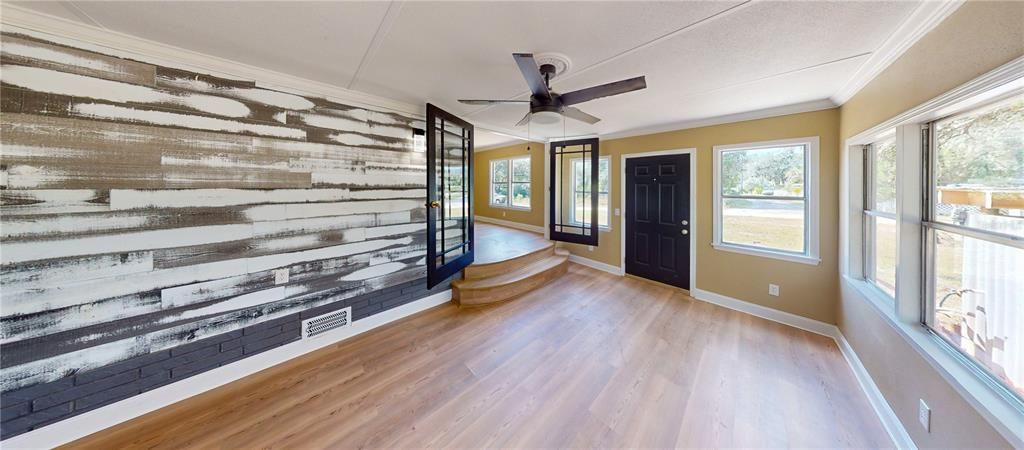 En Venta: $285,000 (5 camas, 2 baños, 1536 Pies cuadrados)