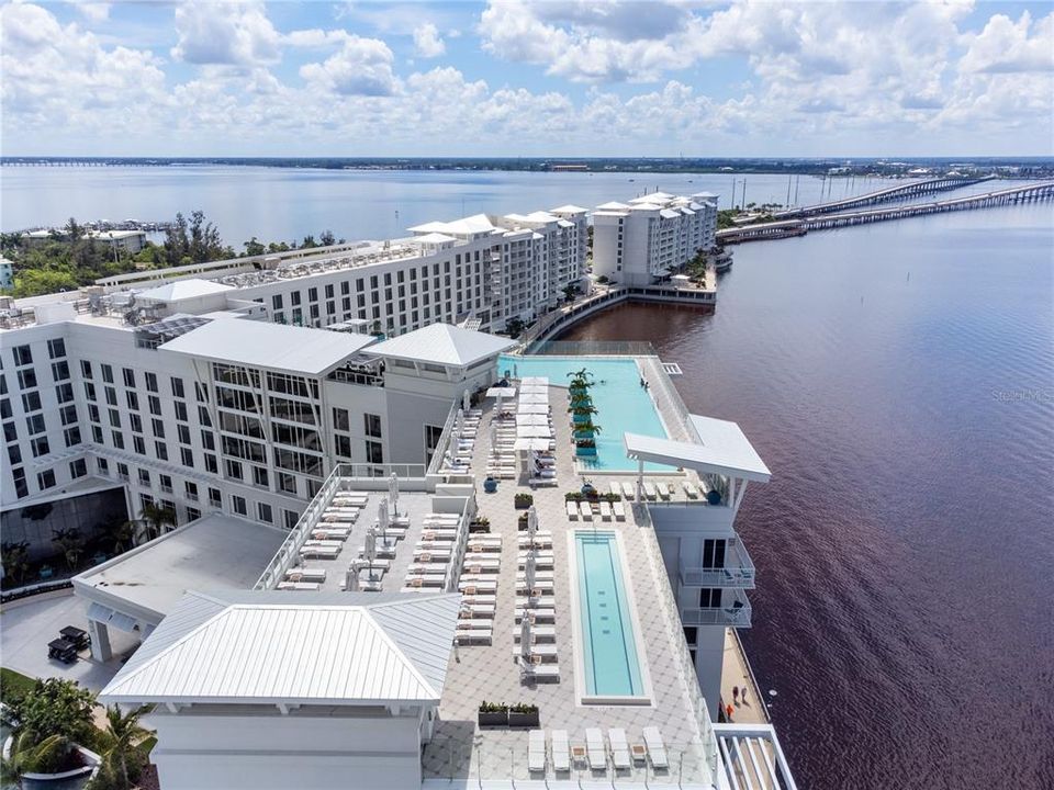 For Sale: $340,000 (2 beds, 1 baths, 1120 Square Feet)