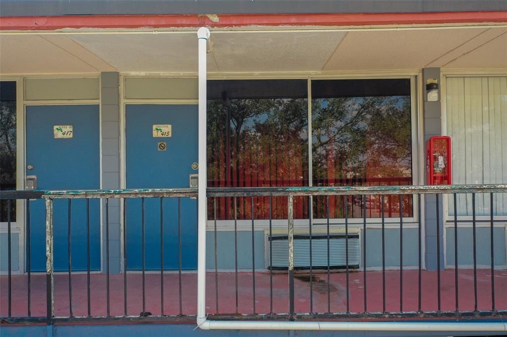 待售: $78,000 (1 贝兹, 1 浴室, 300 平方英尺)