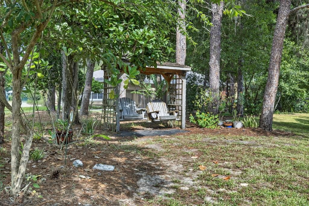 For Sale: $649,000 (4 beds, 3 baths, 2544 Square Feet)