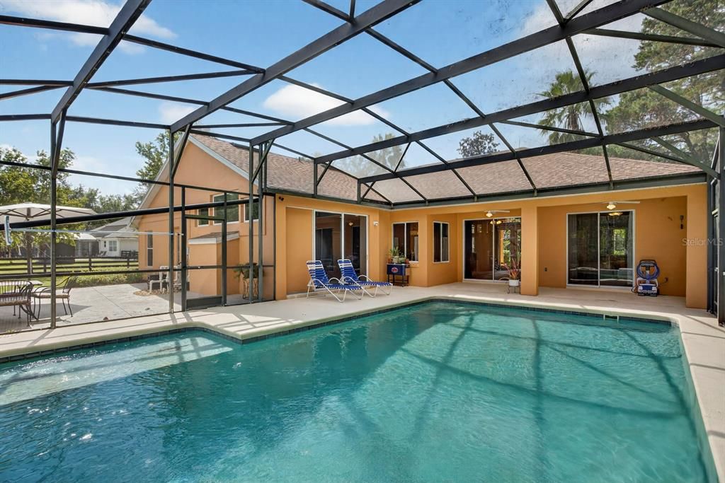 For Sale: $649,000 (4 beds, 3 baths, 2544 Square Feet)