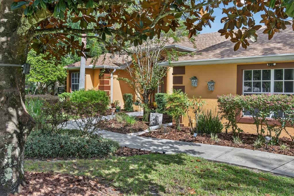 For Sale: $649,000 (4 beds, 3 baths, 2544 Square Feet)