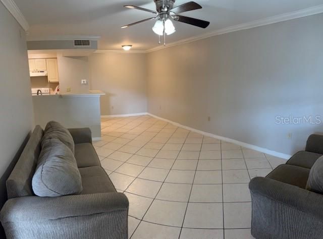 For Sale: $164,900 (1 beds, 1 baths, 661 Square Feet)