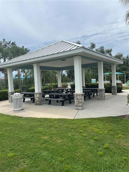 В аренду: $2,975 (3 спален, 3 ванн, 2110 Квадратных фут)