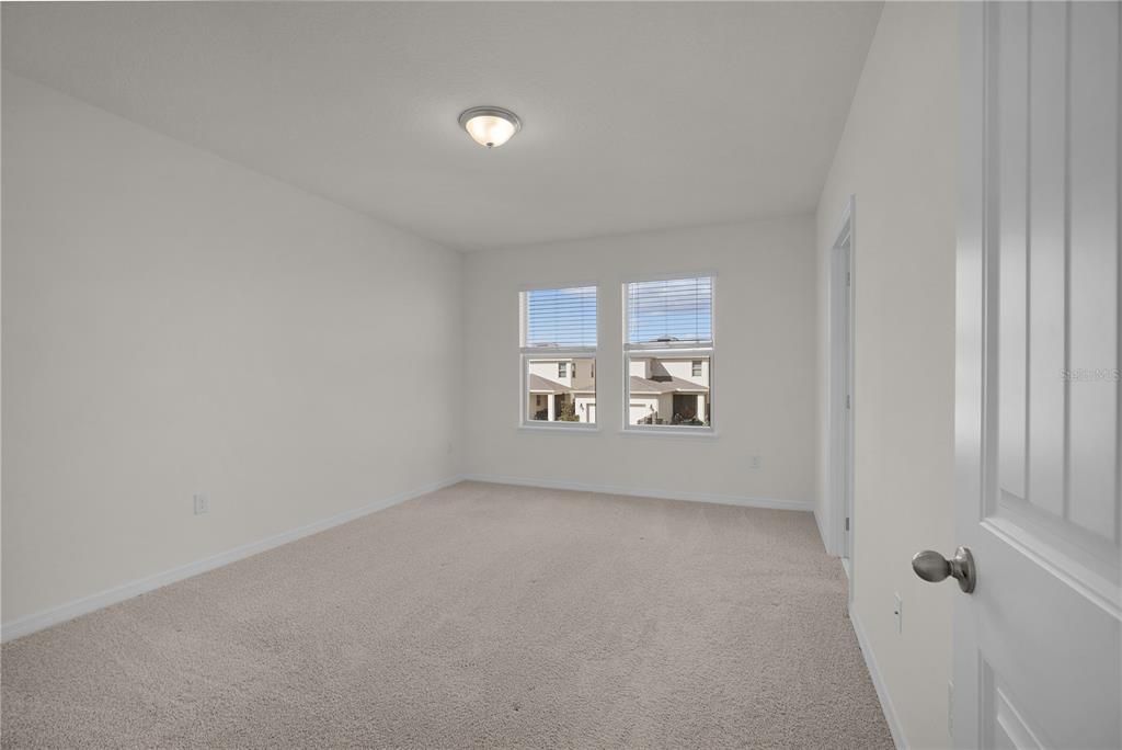 For Rent: $3,300 (3 beds, 2 baths, 2210 Square Feet)