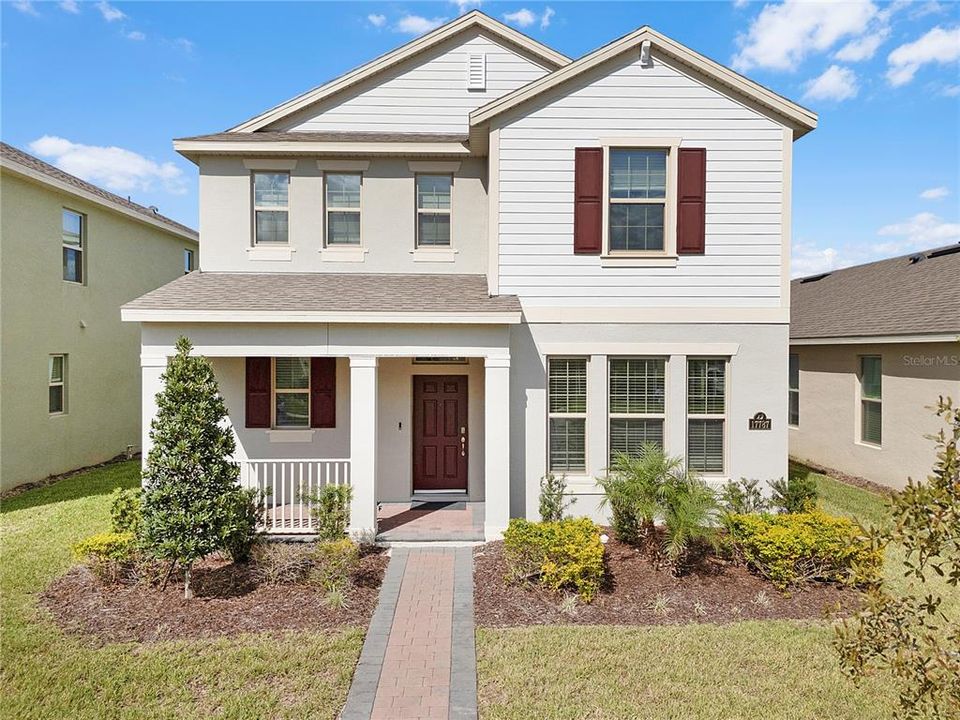 For Rent: $3,300 (3 beds, 2 baths, 2210 Square Feet)