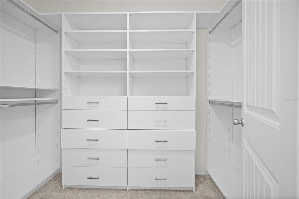 For Rent: $3,300 (3 beds, 2 baths, 2210 Square Feet)