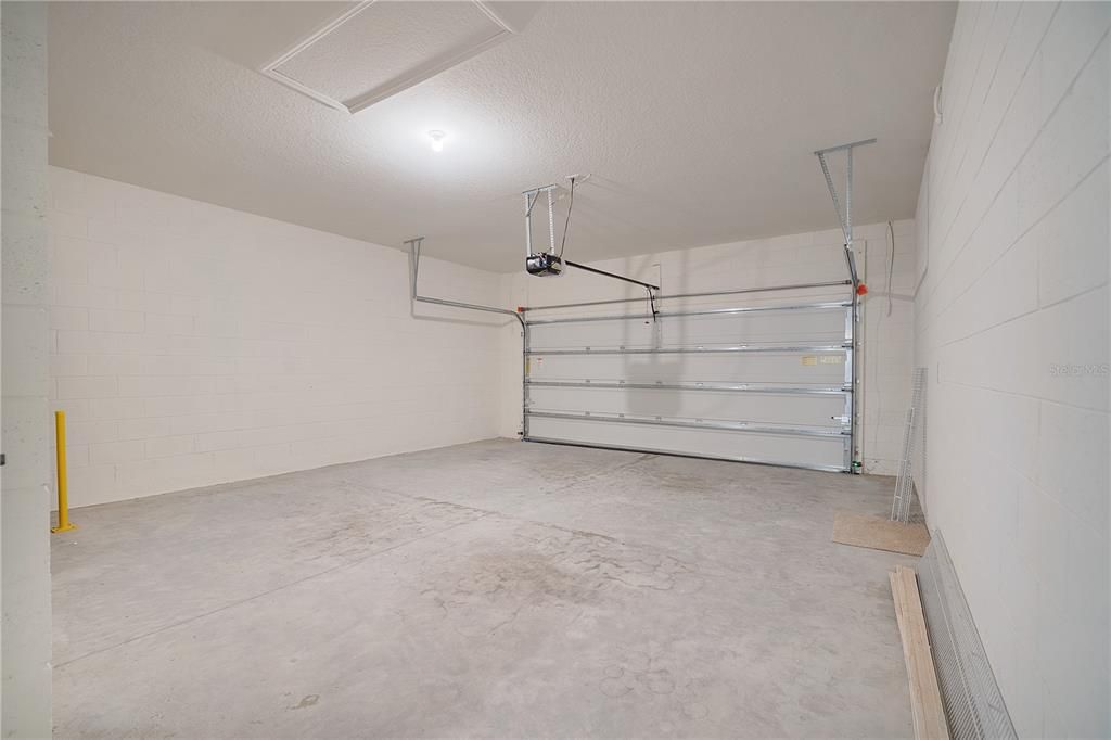 For Rent: $3,300 (3 beds, 2 baths, 2210 Square Feet)