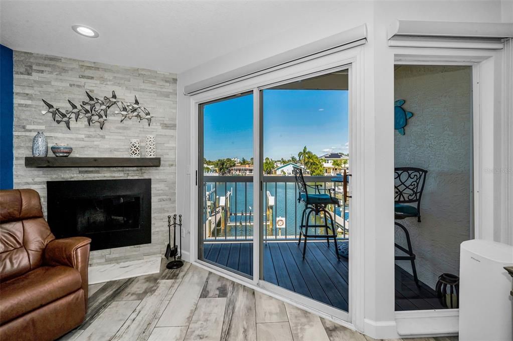 待售: $749,900 (3 贝兹, 3 浴室, 1656 平方英尺)