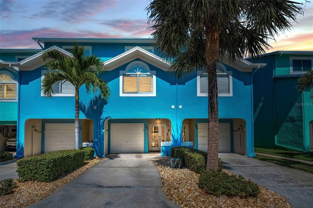 待售: $749,900 (3 贝兹, 3 浴室, 1656 平方英尺)