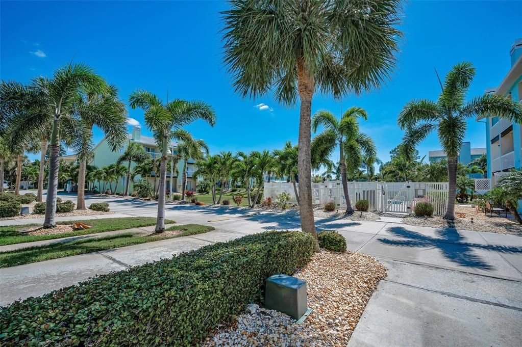 待售: $749,900 (3 贝兹, 3 浴室, 1656 平方英尺)