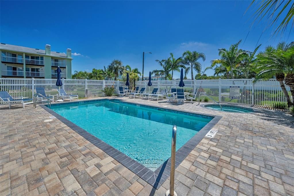 待售: $749,900 (3 贝兹, 3 浴室, 1656 平方英尺)