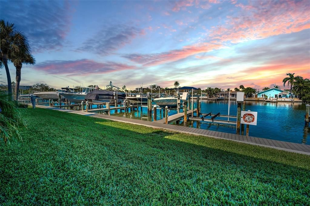 待售: $749,900 (3 贝兹, 3 浴室, 1656 平方英尺)