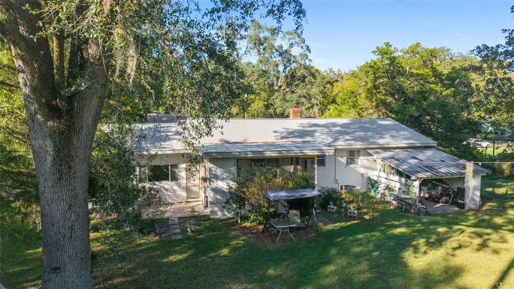 Activo con contrato: $265,000 (4 camas, 2 baños, 1749 Pies cuadrados)