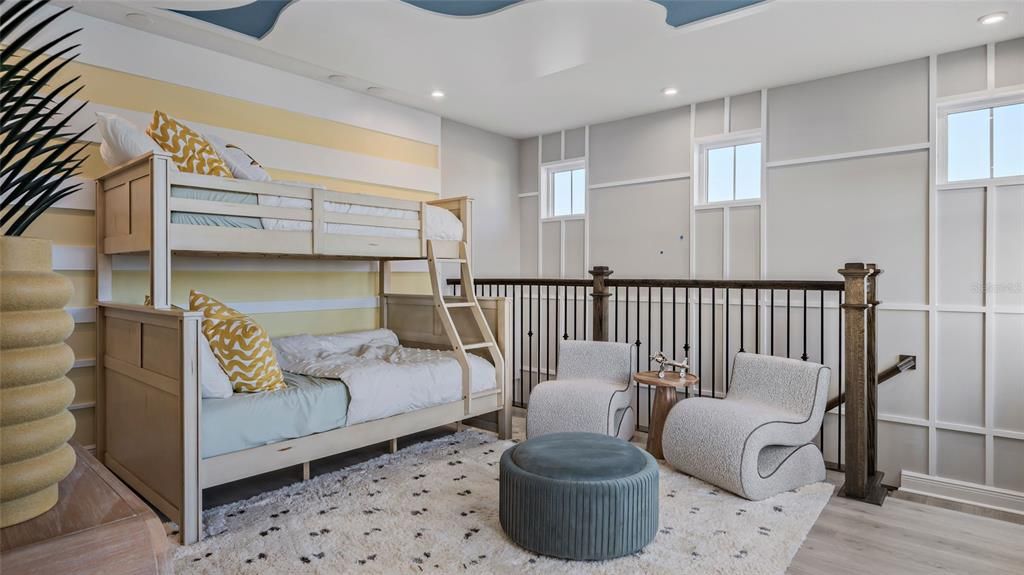 For Sale: $428,990 (2 beds, 2 baths, 1668 Square Feet)