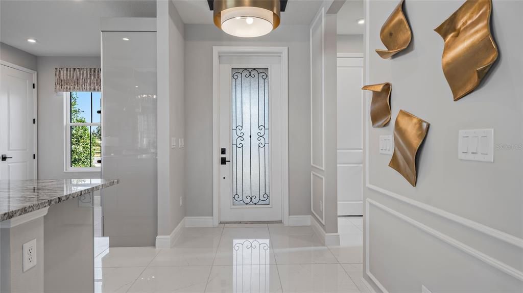 For Sale: $428,990 (2 beds, 2 baths, 1668 Square Feet)