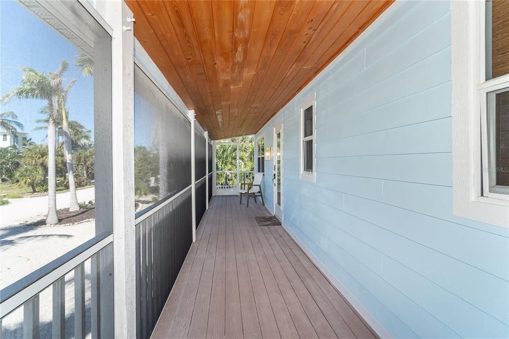 For Sale: $1,175,000 (3 beds, 2 baths, 1426 Square Feet)