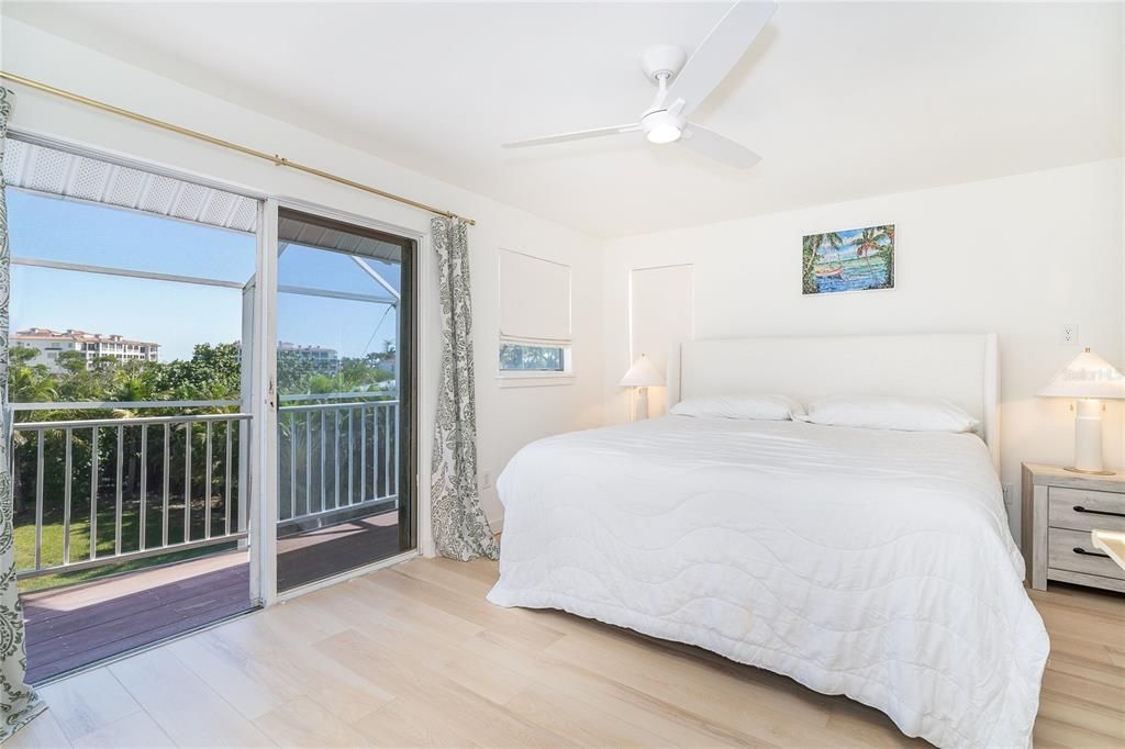 For Sale: $1,175,000 (3 beds, 2 baths, 1426 Square Feet)