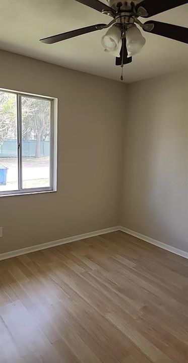 For Rent: $1,350 (3 beds, 2 baths, 1029 Square Feet)