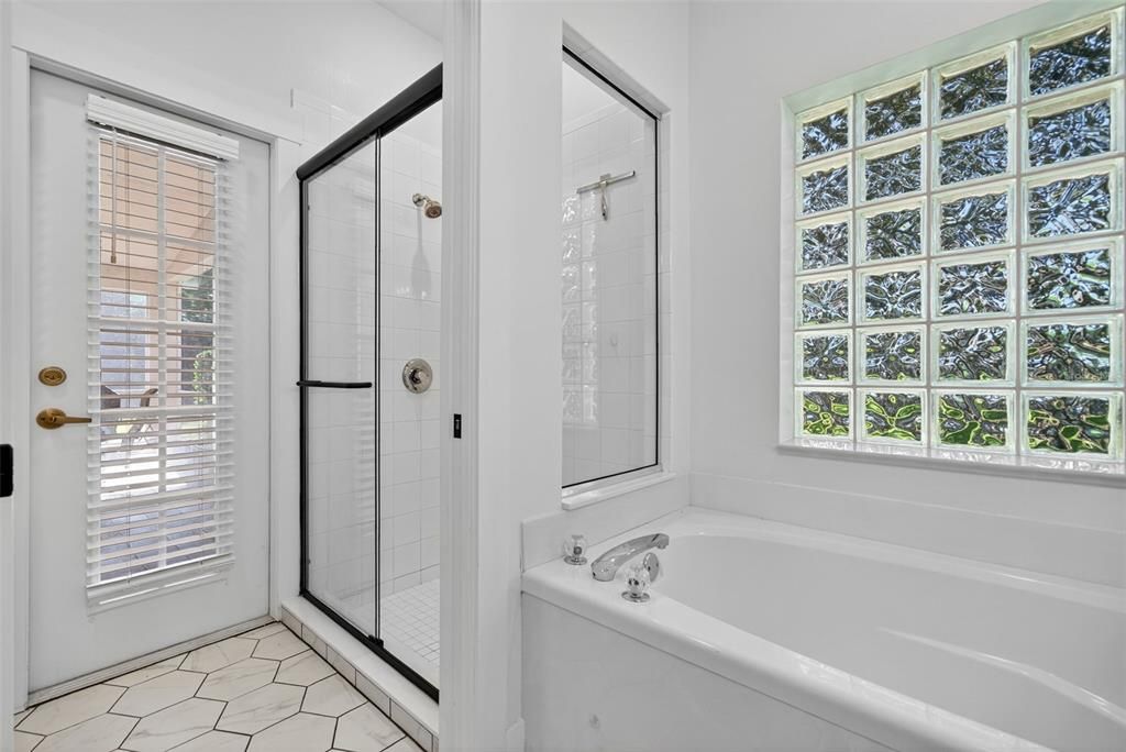 待售: $529,000 (3 贝兹, 2 浴室, 1644 平方英尺)