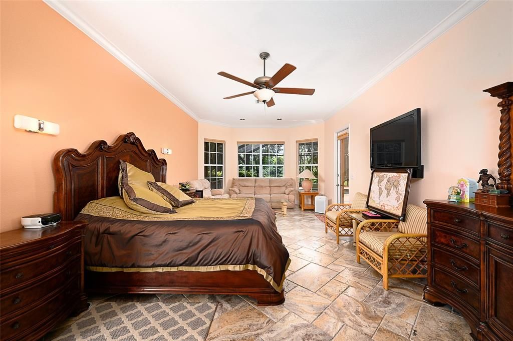 For Sale: $1,650,000 (4 beds, 3 baths, 3936 Square Feet)