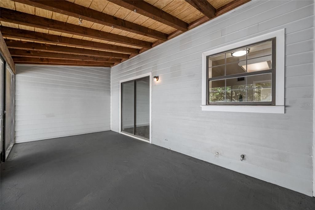 На продажу: $339,000 (3 спален, 2 ванн, 1600 Квадратных фут)