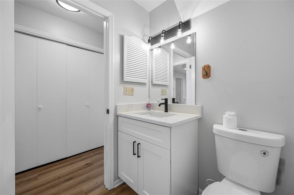 На продажу: $339,000 (3 спален, 2 ванн, 1600 Квадратных фут)