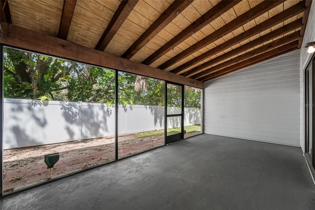 На продажу: $339,000 (3 спален, 2 ванн, 1600 Квадратных фут)