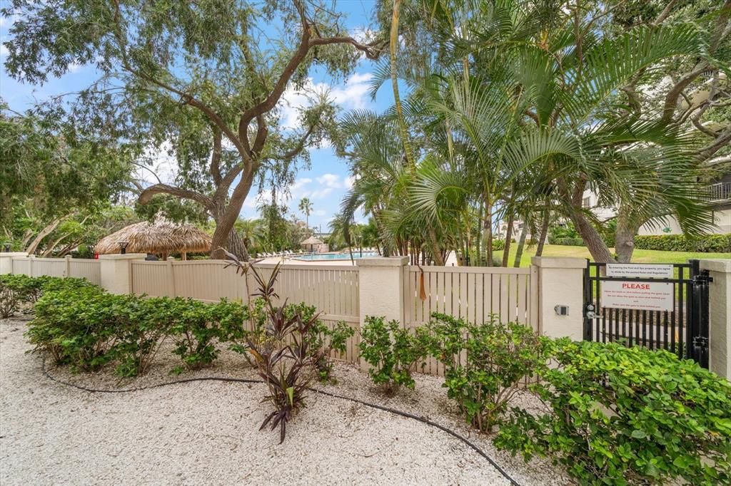 For Sale: $439,000 (3 beds, 3 baths, 1700 Square Feet)