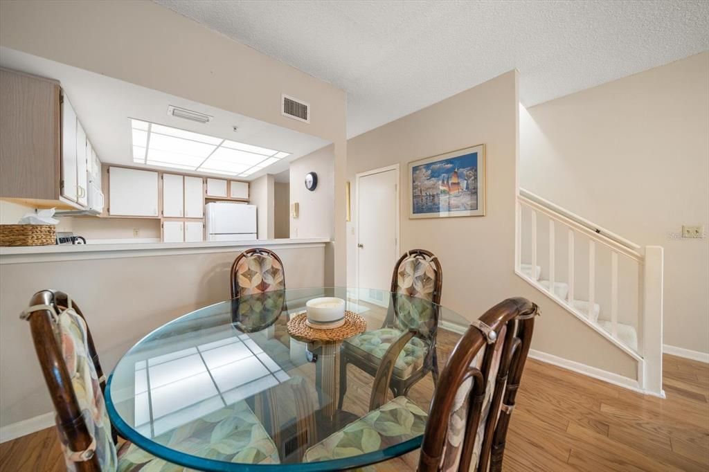 For Sale: $439,000 (3 beds, 3 baths, 1700 Square Feet)