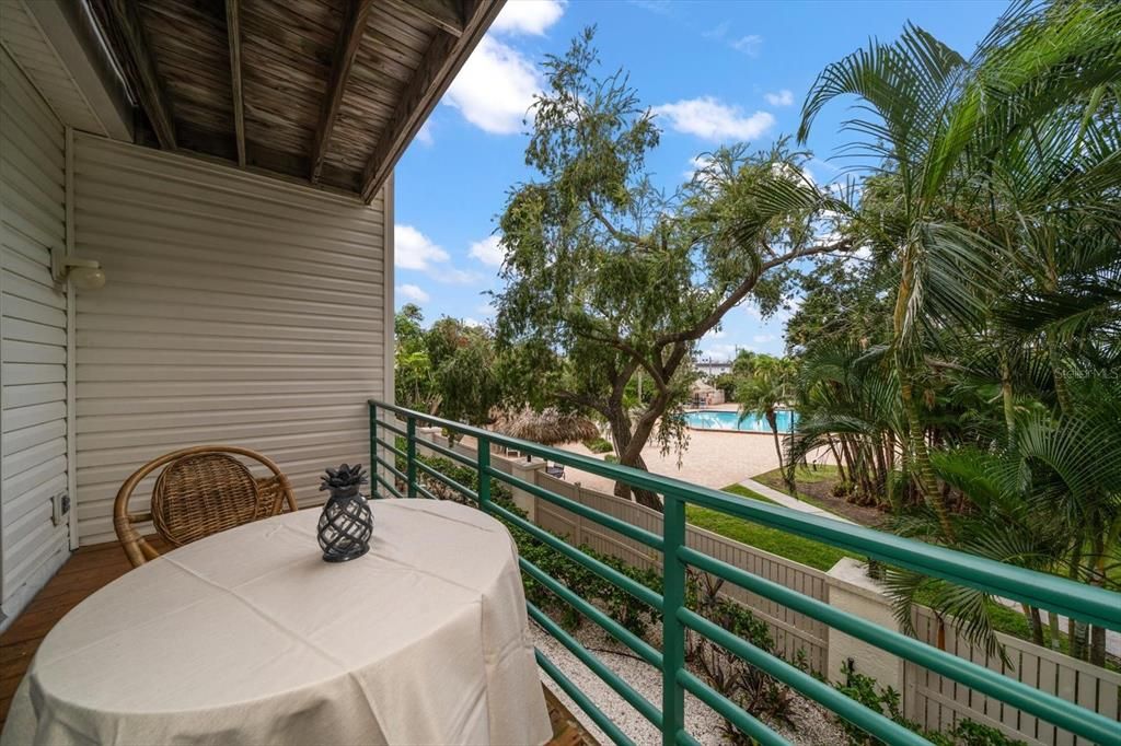 For Sale: $439,000 (3 beds, 3 baths, 1700 Square Feet)