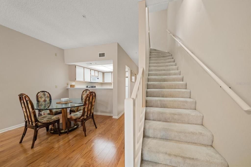 For Sale: $439,000 (3 beds, 3 baths, 1700 Square Feet)