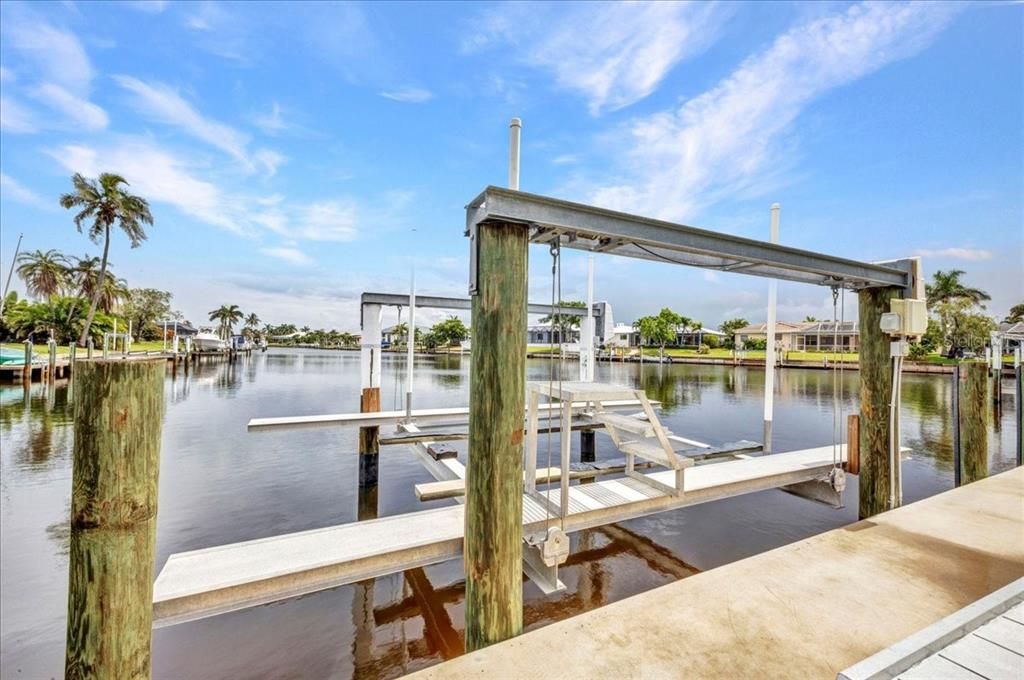 For Sale: $622,000 (3 beds, 2 baths, 2090 Square Feet)