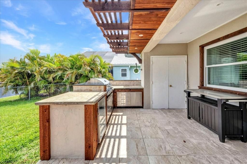 For Sale: $622,000 (3 beds, 2 baths, 2090 Square Feet)