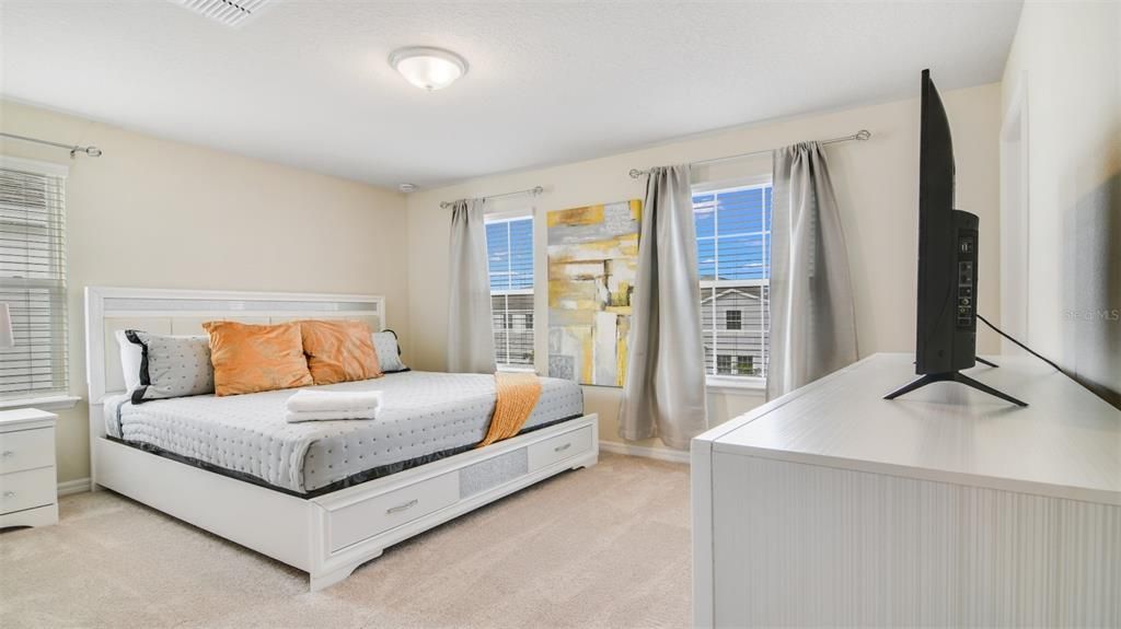 En Venta: $828,900 (10 camas, 8 baños, 4399 Pies cuadrados)