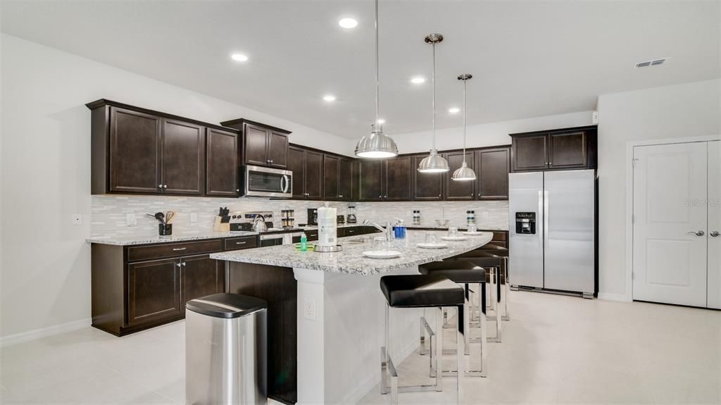 En Venta: $828,900 (10 camas, 8 baños, 4399 Pies cuadrados)