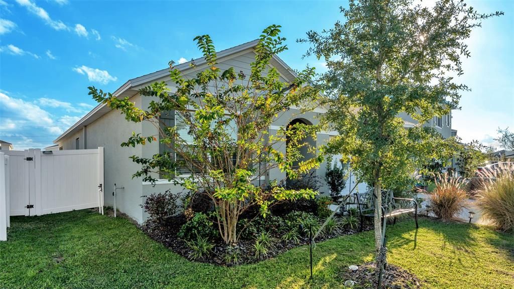 合同活跃: $297,000 (3 贝兹, 2 浴室, 1671 平方英尺)