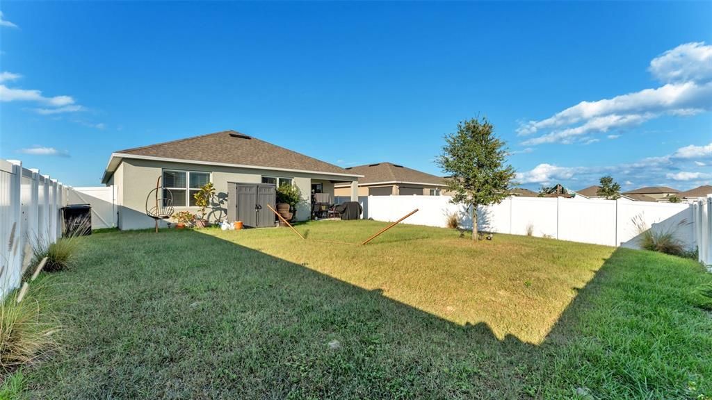 合同活跃: $297,000 (3 贝兹, 2 浴室, 1671 平方英尺)