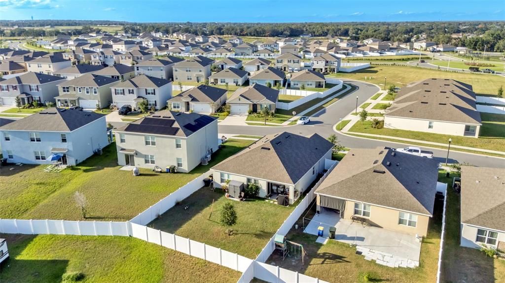 合同活跃: $297,000 (3 贝兹, 2 浴室, 1671 平方英尺)