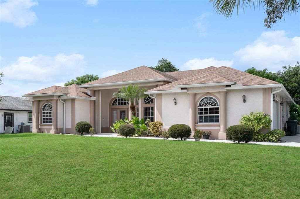 For Sale: $485,000 (3 beds, 2 baths, 2028 Square Feet)