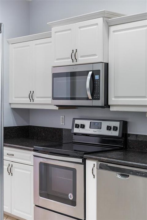 For Sale: $485,000 (3 beds, 2 baths, 2028 Square Feet)