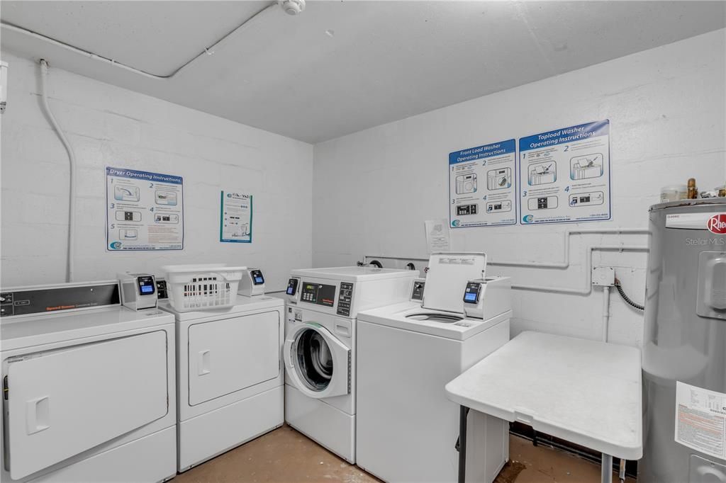 En Venta: $439,000 (2 camas, 2 baños, 944 Pies cuadrados)