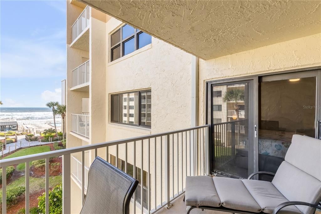 En Venta: $439,000 (2 camas, 2 baños, 944 Pies cuadrados)