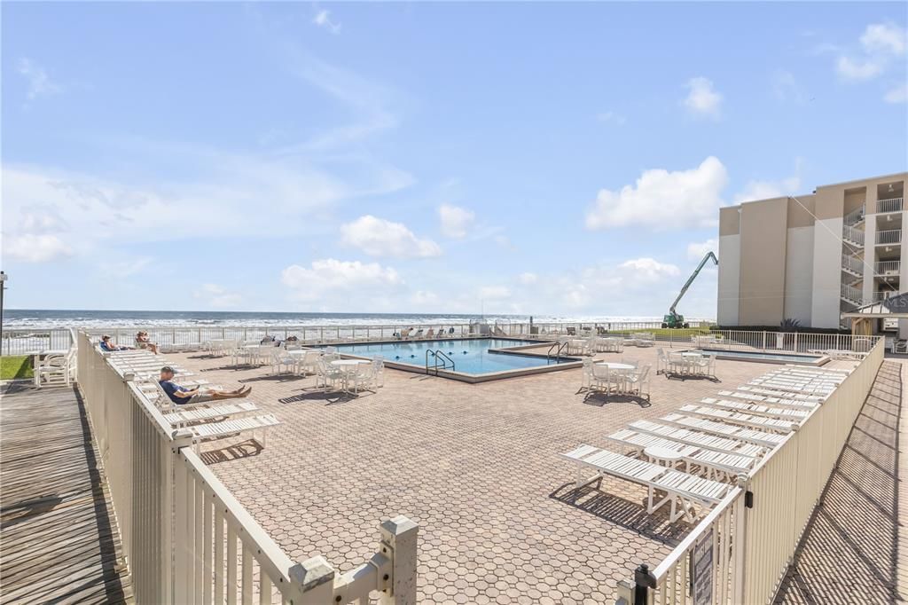 En Venta: $439,000 (2 camas, 2 baños, 944 Pies cuadrados)