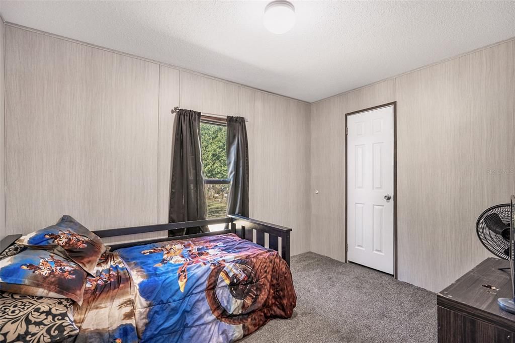 Active With Contract: $280,000 (4 beds, 2 baths, 1560 Square Feet)