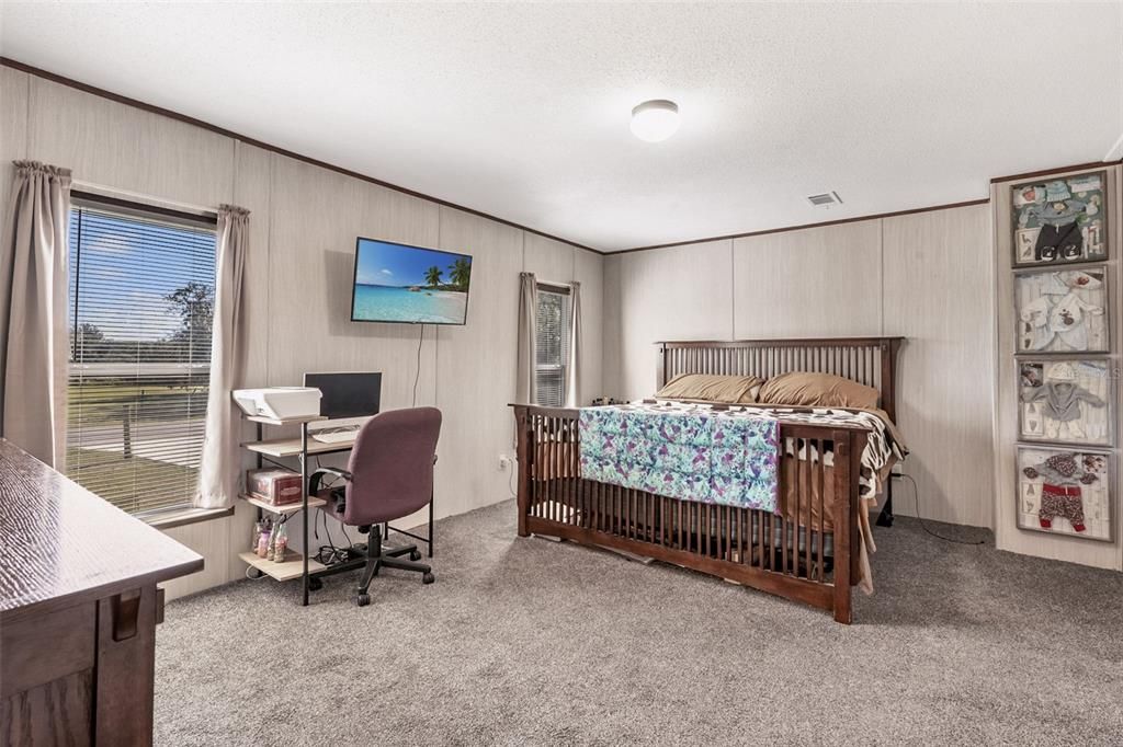 Active With Contract: $280,000 (4 beds, 2 baths, 1560 Square Feet)