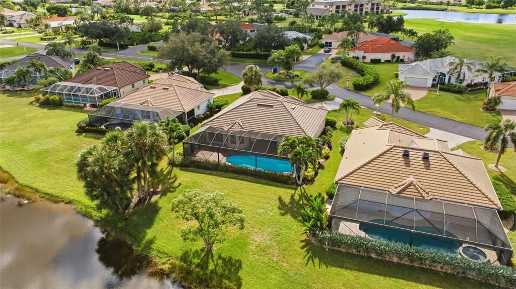 For Sale: $459,000 (2 beds, 2 baths, 1647 Square Feet)